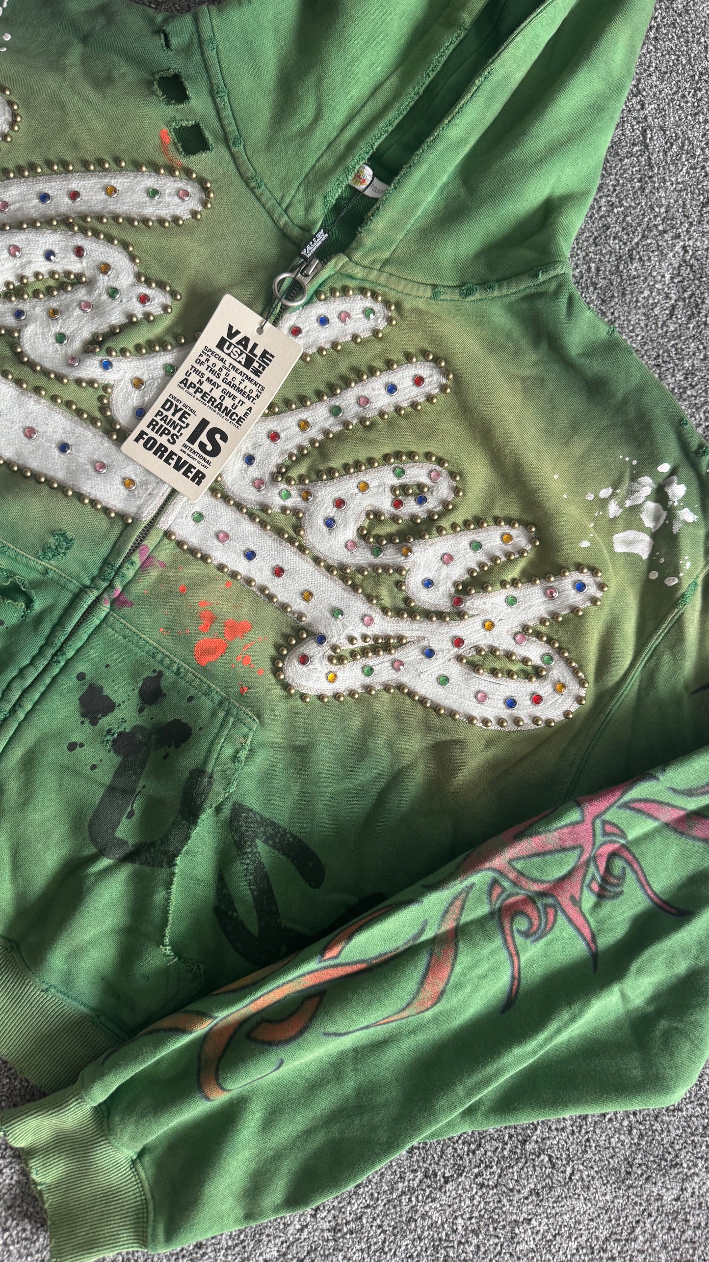 Vale Lives Valley Inferno Zip Up Size L