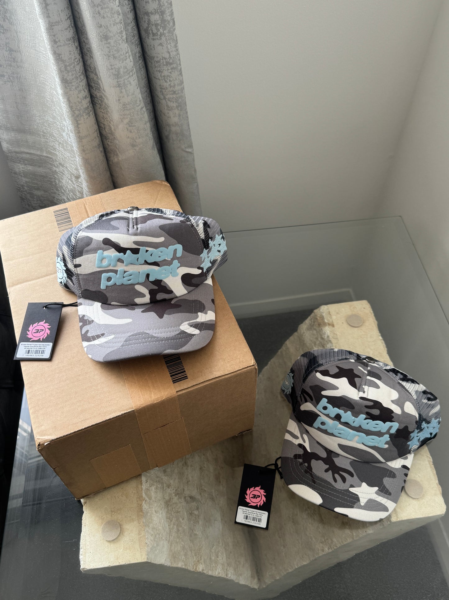 Broken Planet Trucker Hat Heather Grey/Snow Star Camo